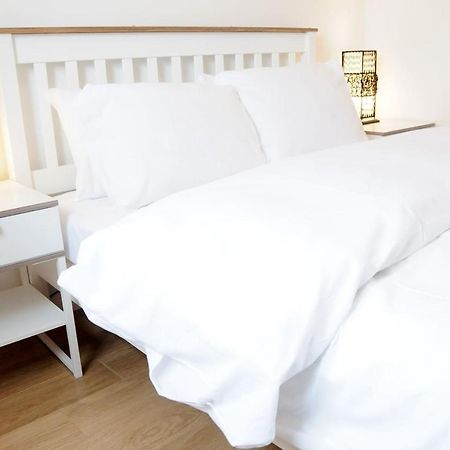 Peaceful And Quiet Apartment In A Bustling City エディンバラ エクステリア 写真