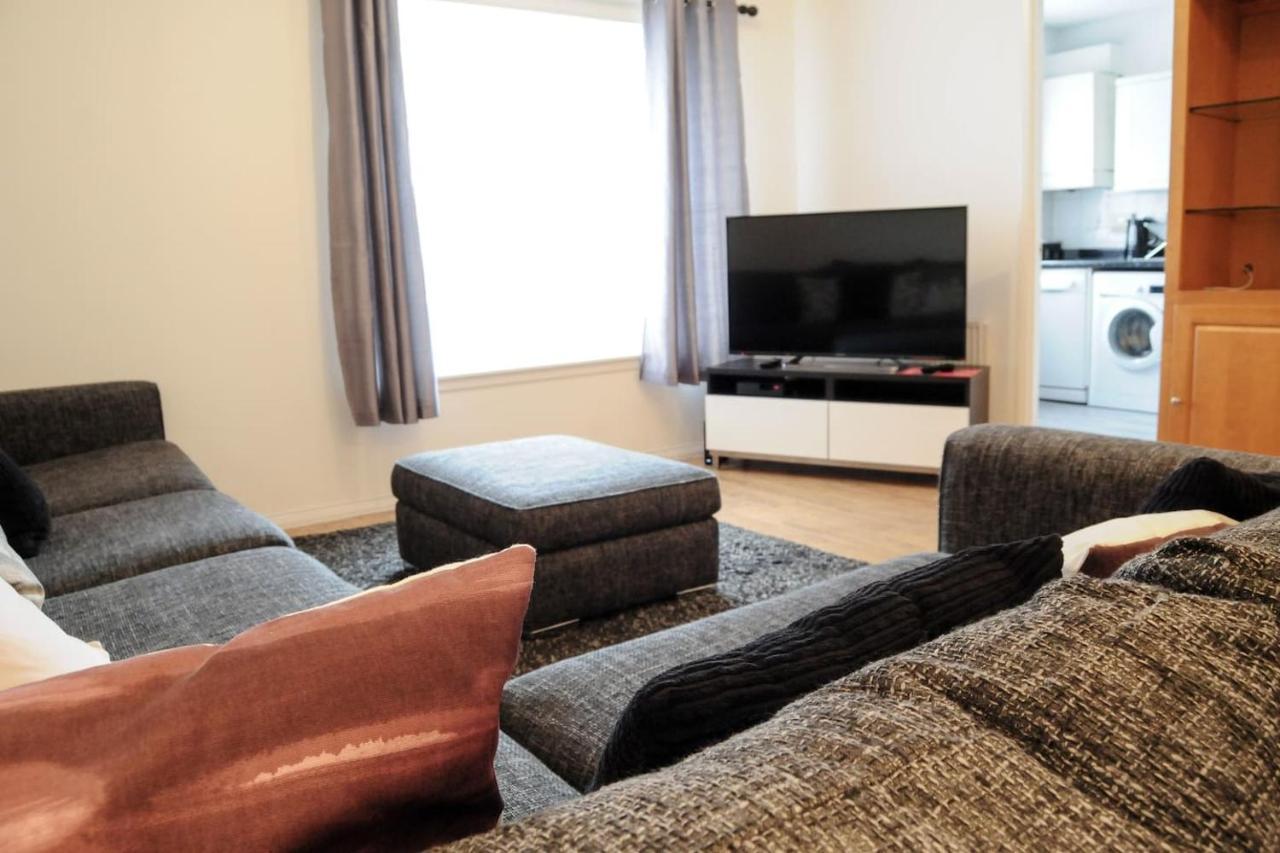 Peaceful And Quiet Apartment In A Bustling City エディンバラ エクステリア 写真