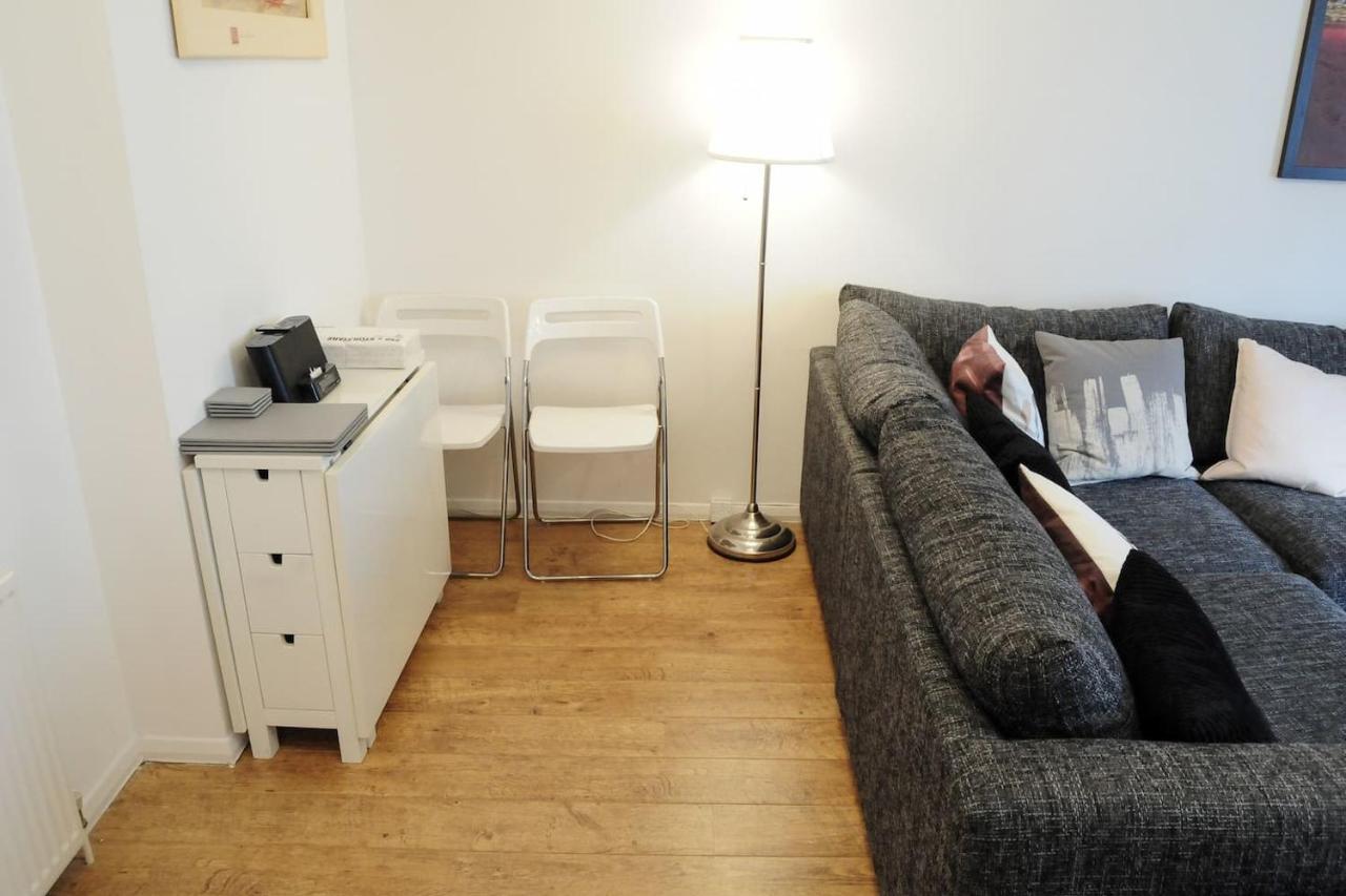 Peaceful And Quiet Apartment In A Bustling City エディンバラ エクステリア 写真