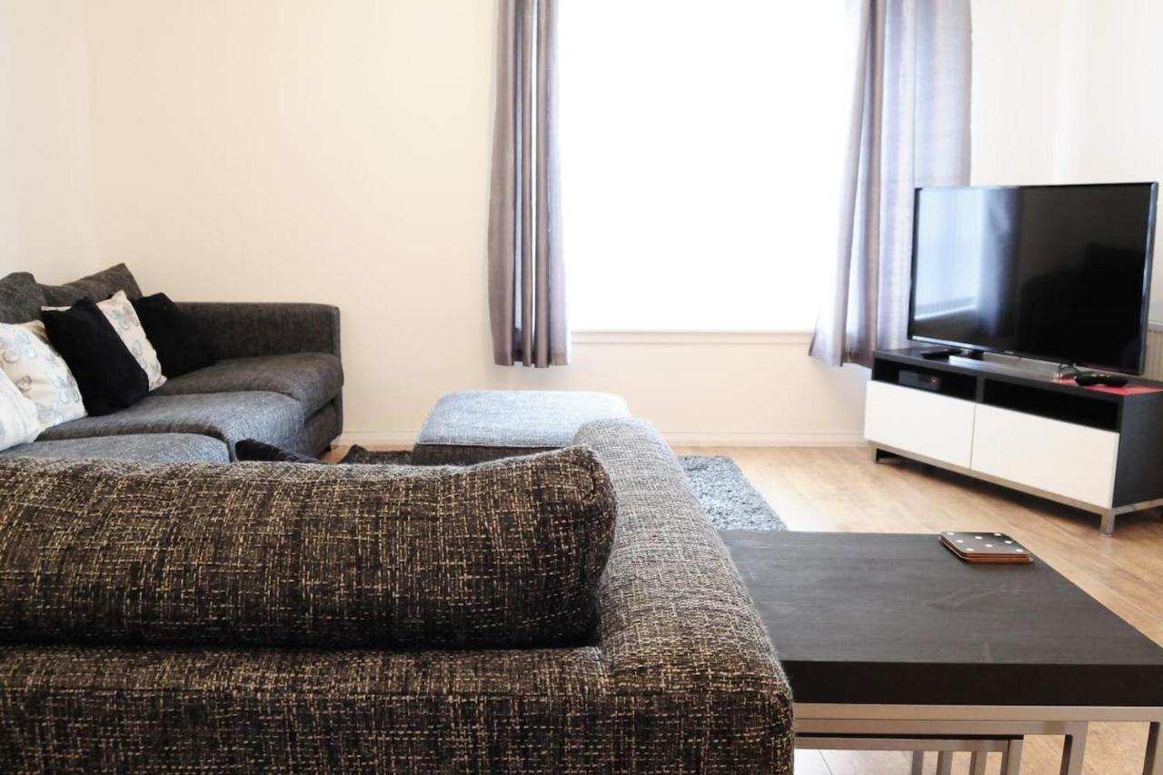 Peaceful And Quiet Apartment In A Bustling City エディンバラ エクステリア 写真